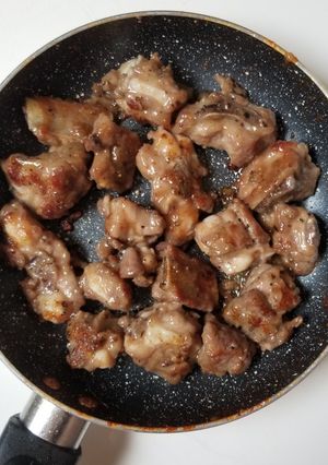 Hình của món Sườn rim chua ngọt 🍽.