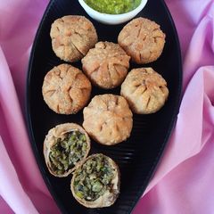 A picture of Lilva Kachori ગુજરાતી લીલવા કચોરી લીલી તુવેરની કચોરી.