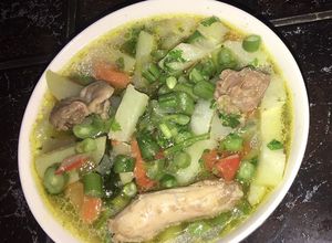 Una foto de Sopa de menudos de pollo