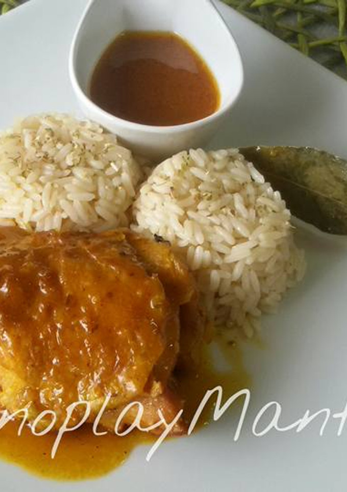 Una foto de Traseros de pollo al pimentón y curry con salsa de champiñones en GME, F y G y tradicional
