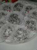 Large cake balls طابات الكيك /كيك بوبس