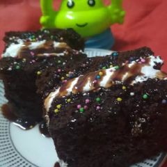A picture of Brownie sandwich.