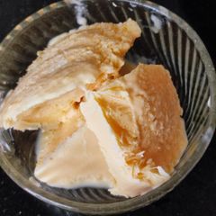 A picture of Muskmelon ice cream.