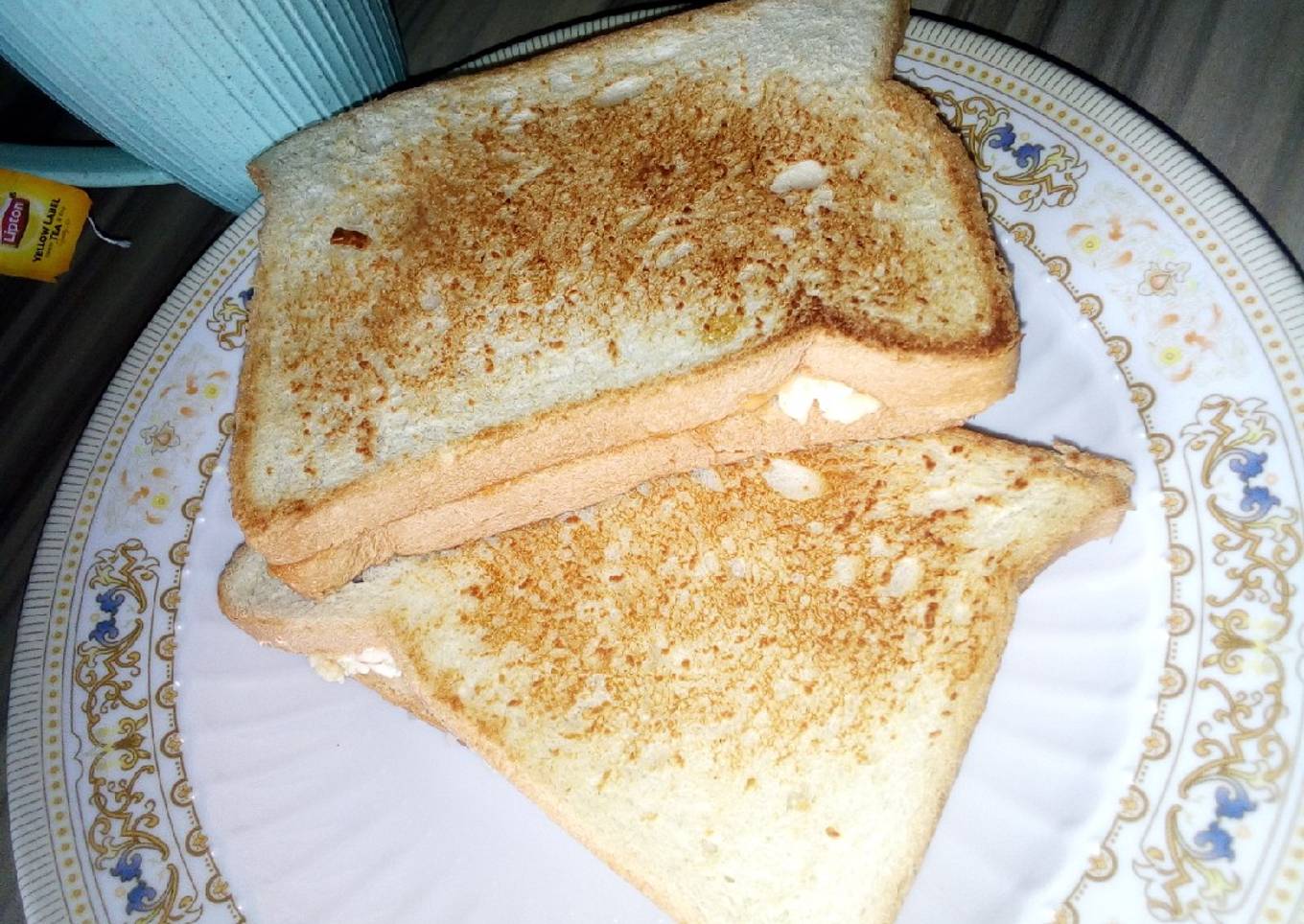 Toasted bread