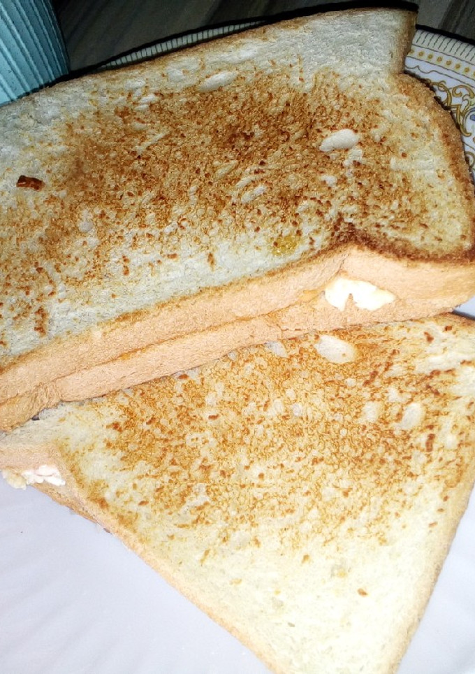 A picture of Toasted bread.