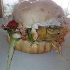 A picture of Salma sy homemade sandwiche.