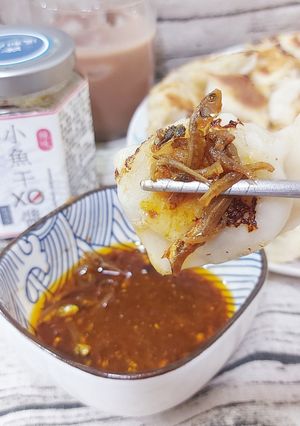 冰花煎餃佐小魚干XO醬 的食譜成品照片