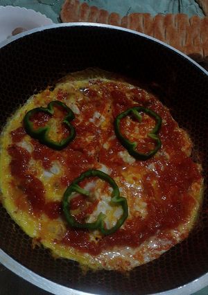 عکسی از دستور اموزش یہ املت مشتی🍳🍅