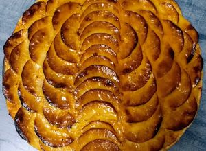 Foto principal de Tarta de manzana casera con masa filo