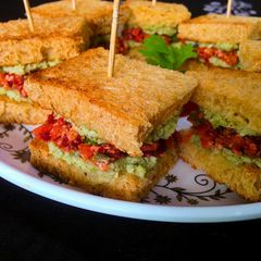 A picture of Diet Paneer Poppers.