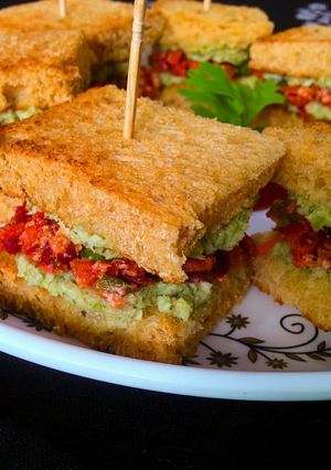 A picture of Diet Paneer Poppers.