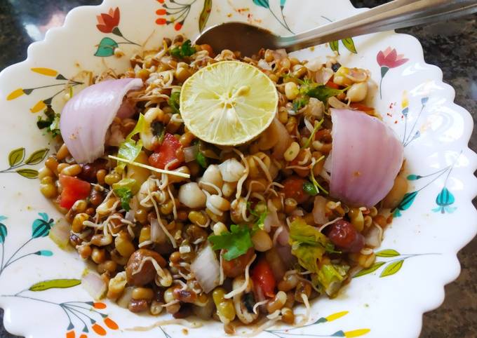 Recipe of Homemade Mixed sprout chaat