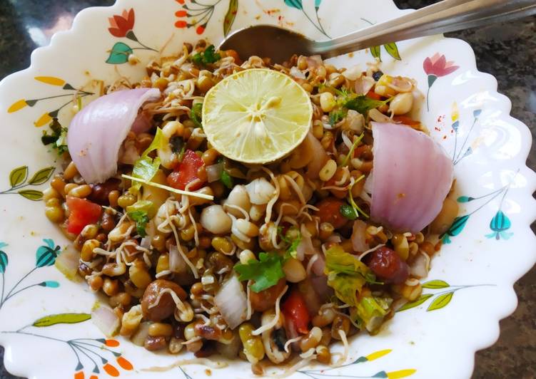 Mixed sprout chaat