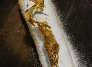 Una foto de Brazo de Gitano relleno de Limón
