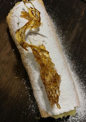 Una foto de Brazo de Gitano relleno de Limón