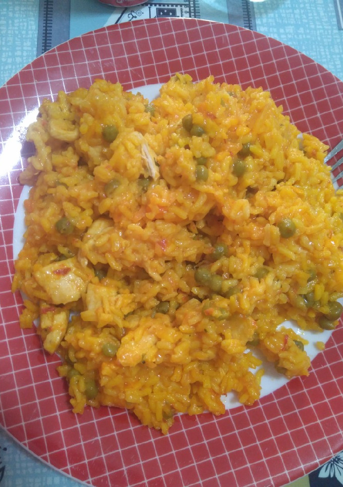 Una foto de Arroz con pollo