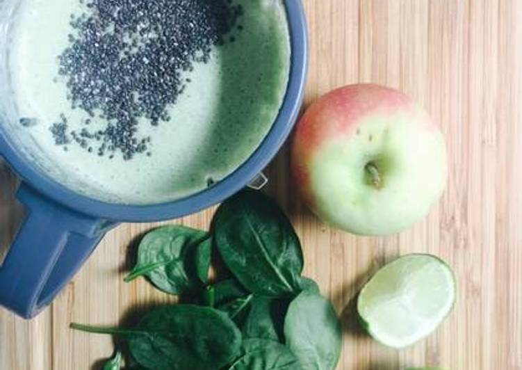 Recipe of Perfect Green smoothie with chia seeds