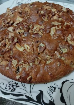 A picture of Dates and Walnuts cake 🎂.