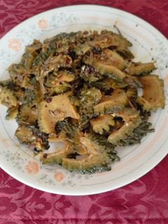 山苦瓜炒豆豉小魚乾 的食譜成品照片