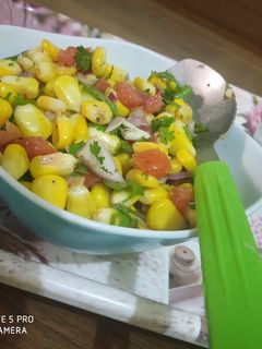 स्वीट कॉर्न मसाला चाट(sweet corn masala chaat masala recipe in hindi) रेसिपी मुख्य फोटो