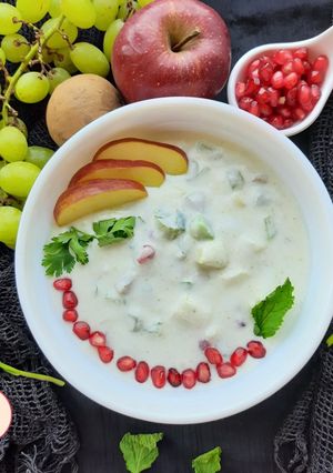 A picture of Refreshing Fruit Raita (Fruit yogurt bowl).