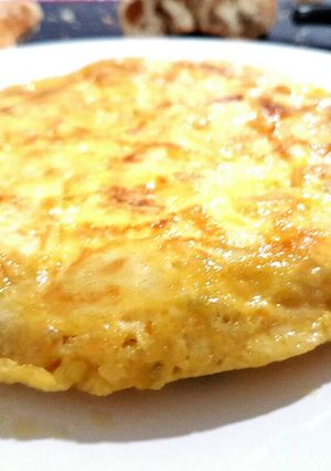 Foto principal de Tortilla de patatas y calabacín