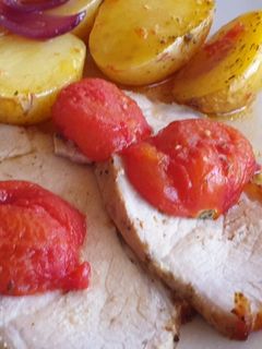 Una foto de Lomo de cerdo con costra de mostaza asado