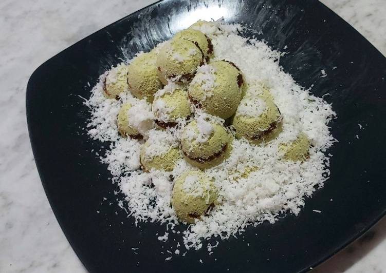 Kue Putu Kukus (Putu Bambu Tanpa Bambu)