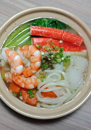 Hình của món MÌ UDON HẢI SẢN homemade.