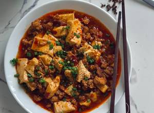 Hình của món Tuna mapo tofu - Đậu hũ Tứ Xuyên cá ngừ.