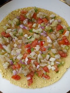 मसाला पापड़ (Masala Papad recipe in Hindi) रेसिपी मुख्य फोटो