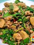 กะเพราหมูสับหมูยอ