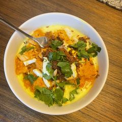 A picture of Kari Khawsey (Burmese Noodle Dish).