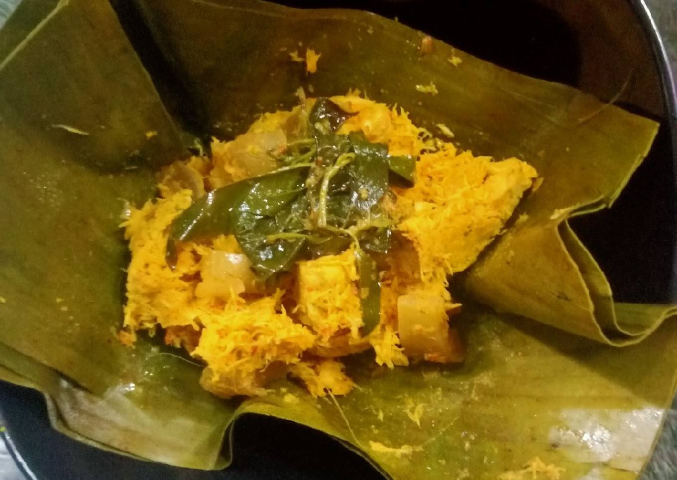 Bothok Tempe Cecek (Kulit Sapi)