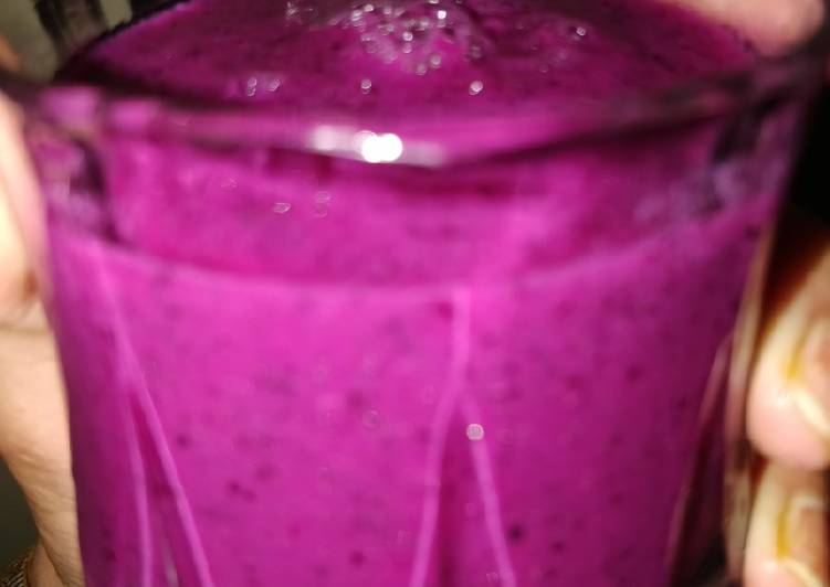 Simple Way to Prepare Speedy Indian black berry smoothie (jamun)