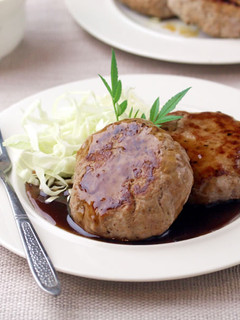 【家樂福廚房】低熱量豆腐漢堡排 的食譜成品照片