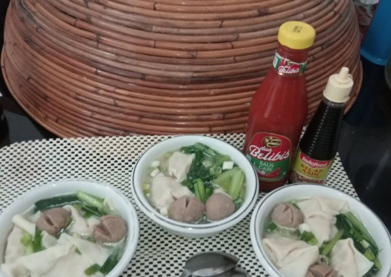 Pangsit Rebus