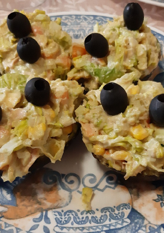 Una foto de Aguacates rellenos