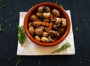 Foto principal de Caracoles con jamón, bacon y pepperoni