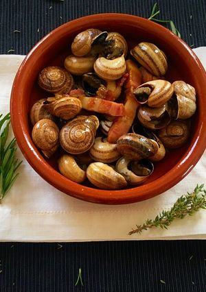 Foto principal de Caracoles con jamón, bacon y pepperoni