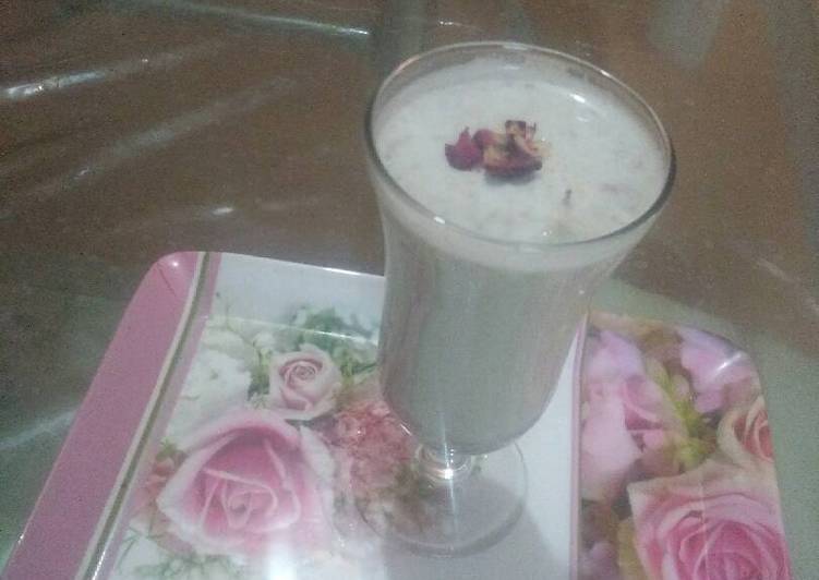 Simple Way to Make Award-winning Thandai