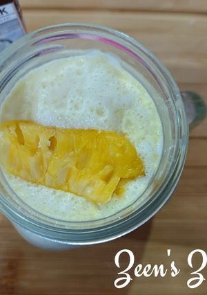 A picture of 2 minutes Pineapple Banana Coconut Milk Smoothie.