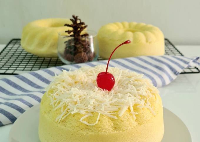 Resep: Bolu Kukus enak, lembut dan moist. Simple Takaran Sendok&hellip;! Ekonomis Untuk Jualan