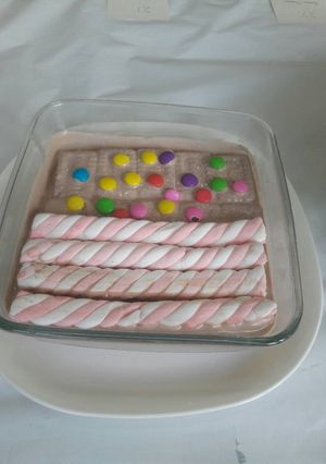 A picture of Refrigerated biscuits cake.