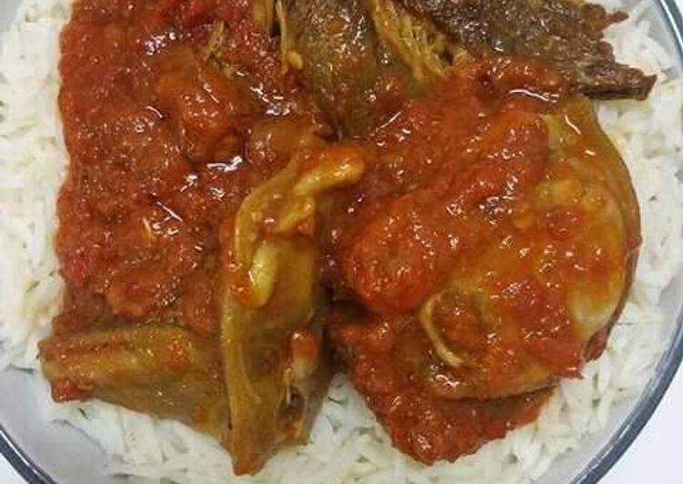 Rice with tomato stew Recipe by Uju Cookpad