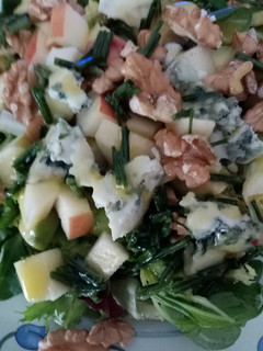 Foto principal de Ensalada de manzana y queso azul