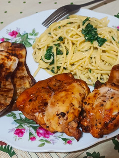 Una foto de Pollo al limón y pimienta