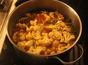 Una foto de sopa de rabo