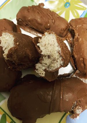 A picture of Homemade bounty bar.