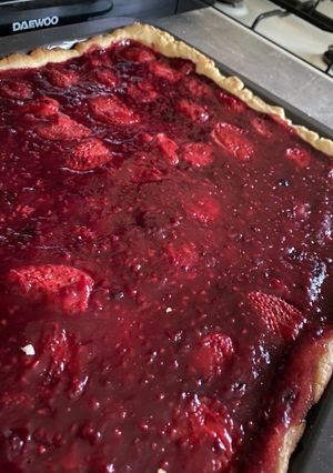 Málnás-epres finomság😋🍓 recept fotója